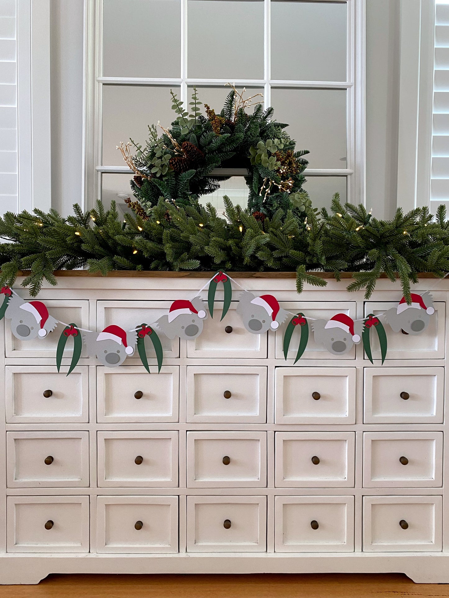 Koala Christmas Garland. Koala and gum leaf Xmas banner.
