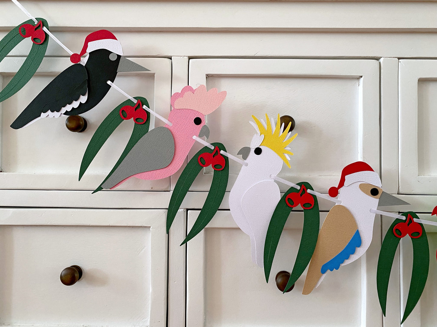 Aussie Christmas Birds Garland. Australian native birds..