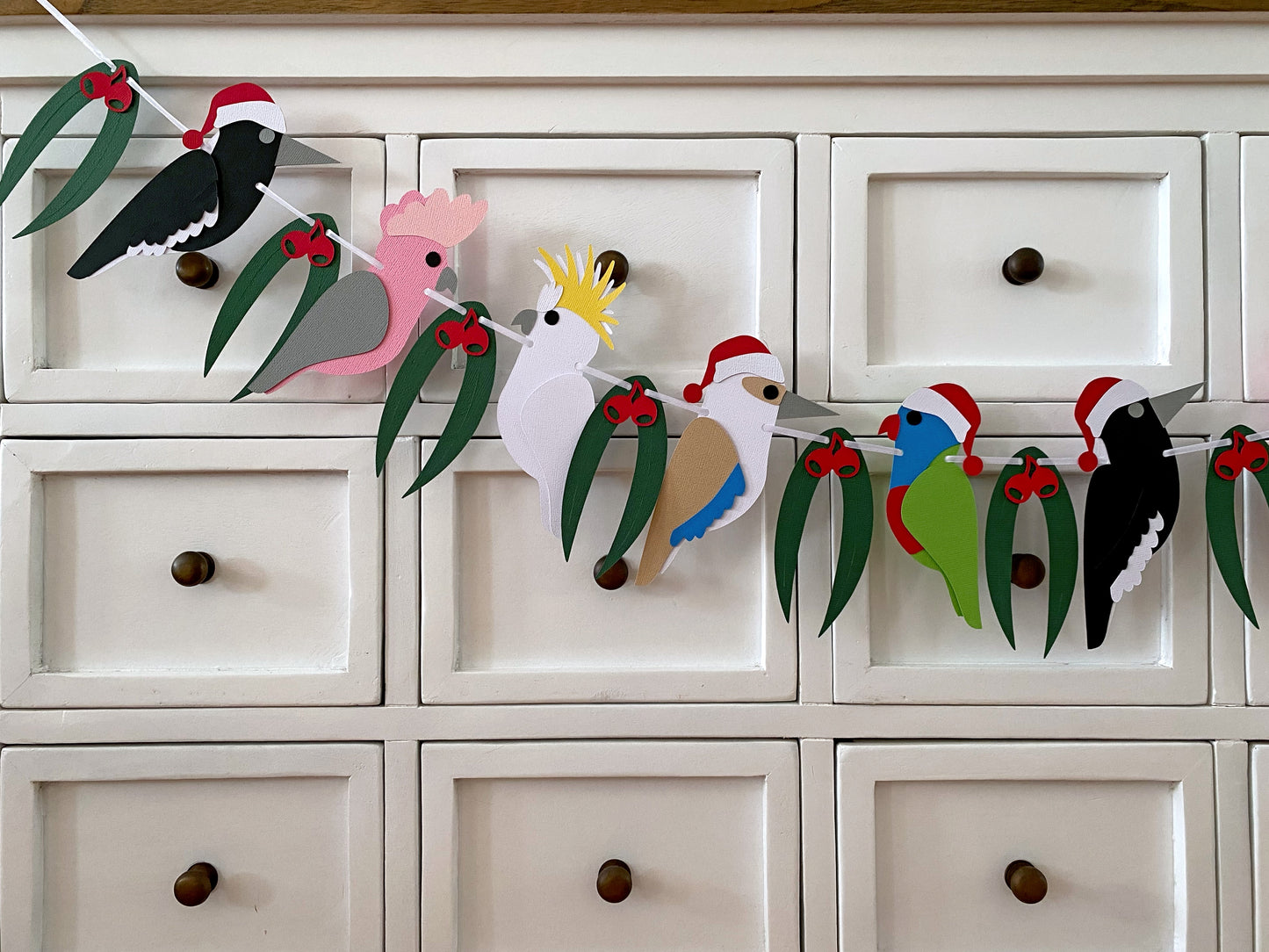 Aussie Christmas Birds Garland. Australian native birds..