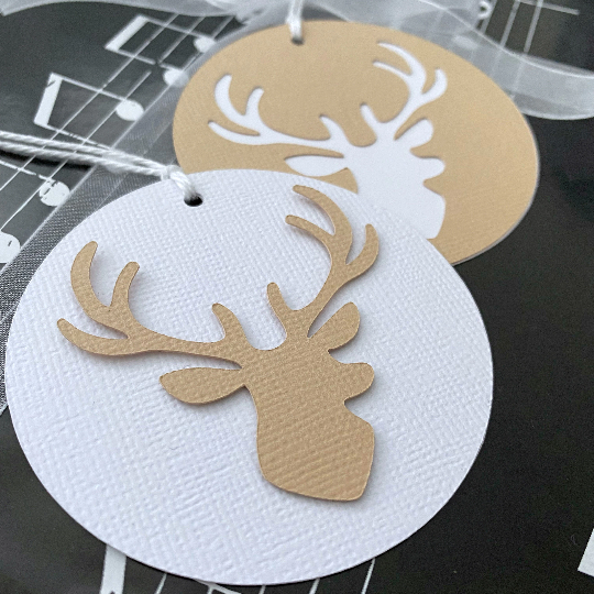 Reindeer Christmas Gift Tags. Deer antlers. Xmas gift wrapping.