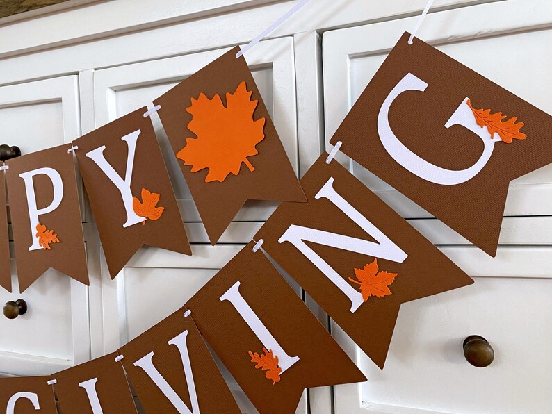 Happy Thanksgiving banner, seasonal decor.
