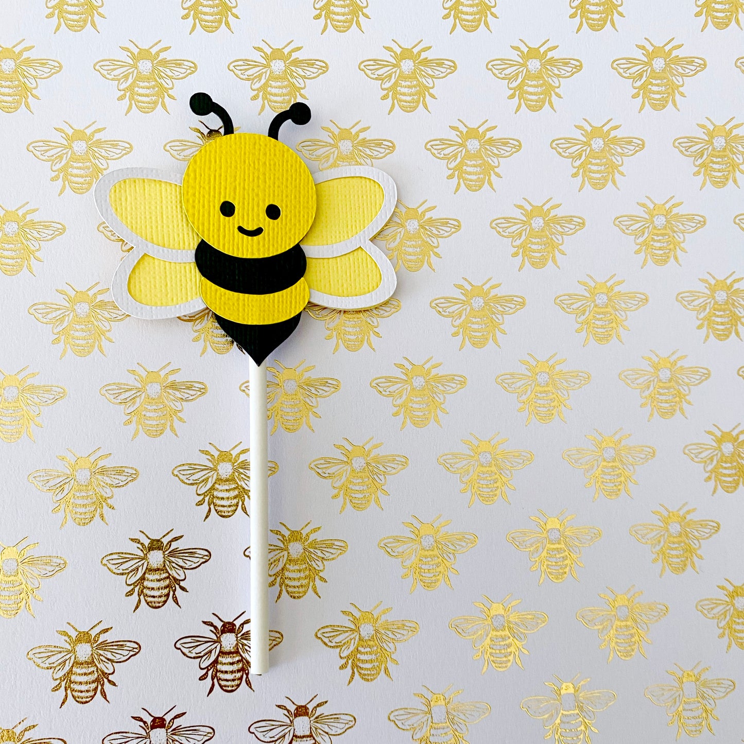 Bee Cupcake Toppers. Bumble bee, baby shower, birthday, first birthday.