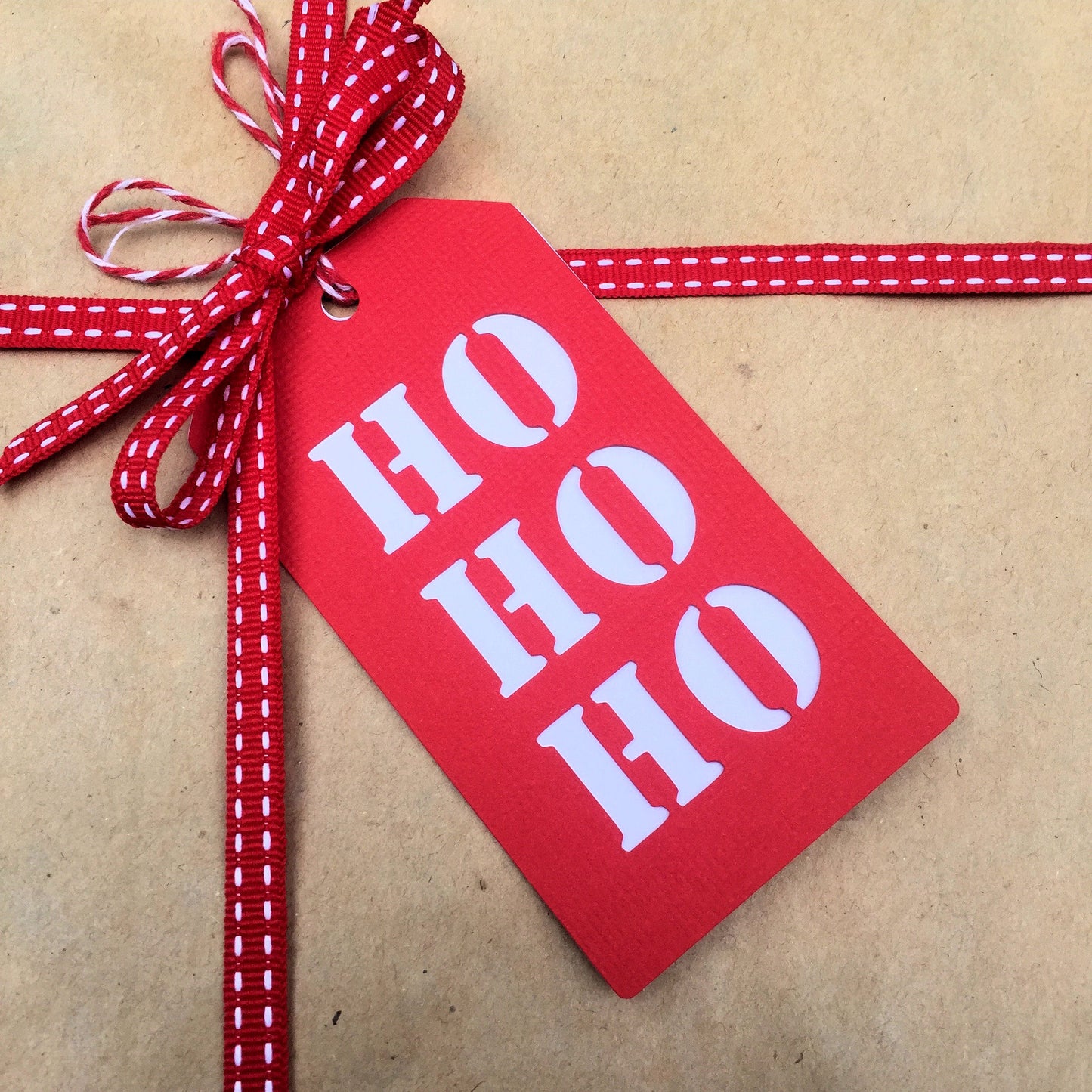 Christmas HO HO HO gift tags.