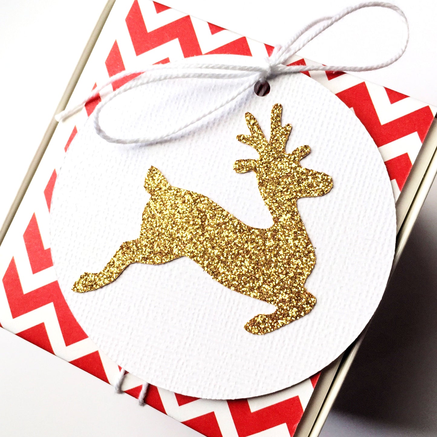 Reindeer Gold Glitter gift tags